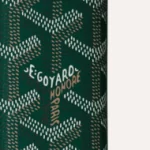 手提包有肩带和无肩带怎么选
